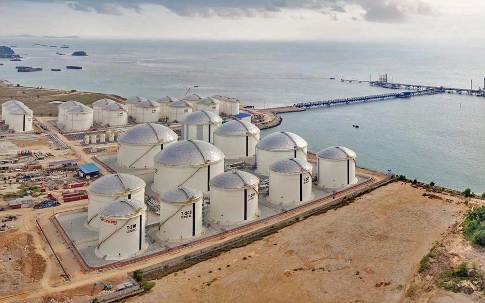 PT-Oil-Terminal-Karimun
